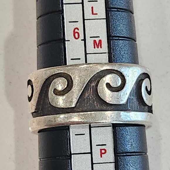 Native American Hopi Water Wave Ring - Picture 4 of 4